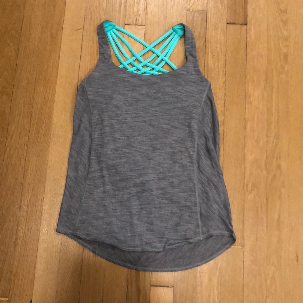 Lululemon Tank With Bra - Sz 6